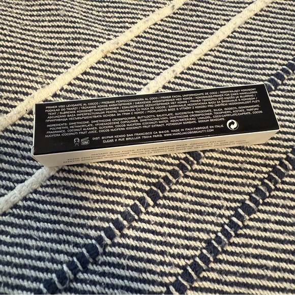 Marc Jacobs Under(Cover) Blur-Fection Wrinkle Filling Primer - Picture 3 of 8